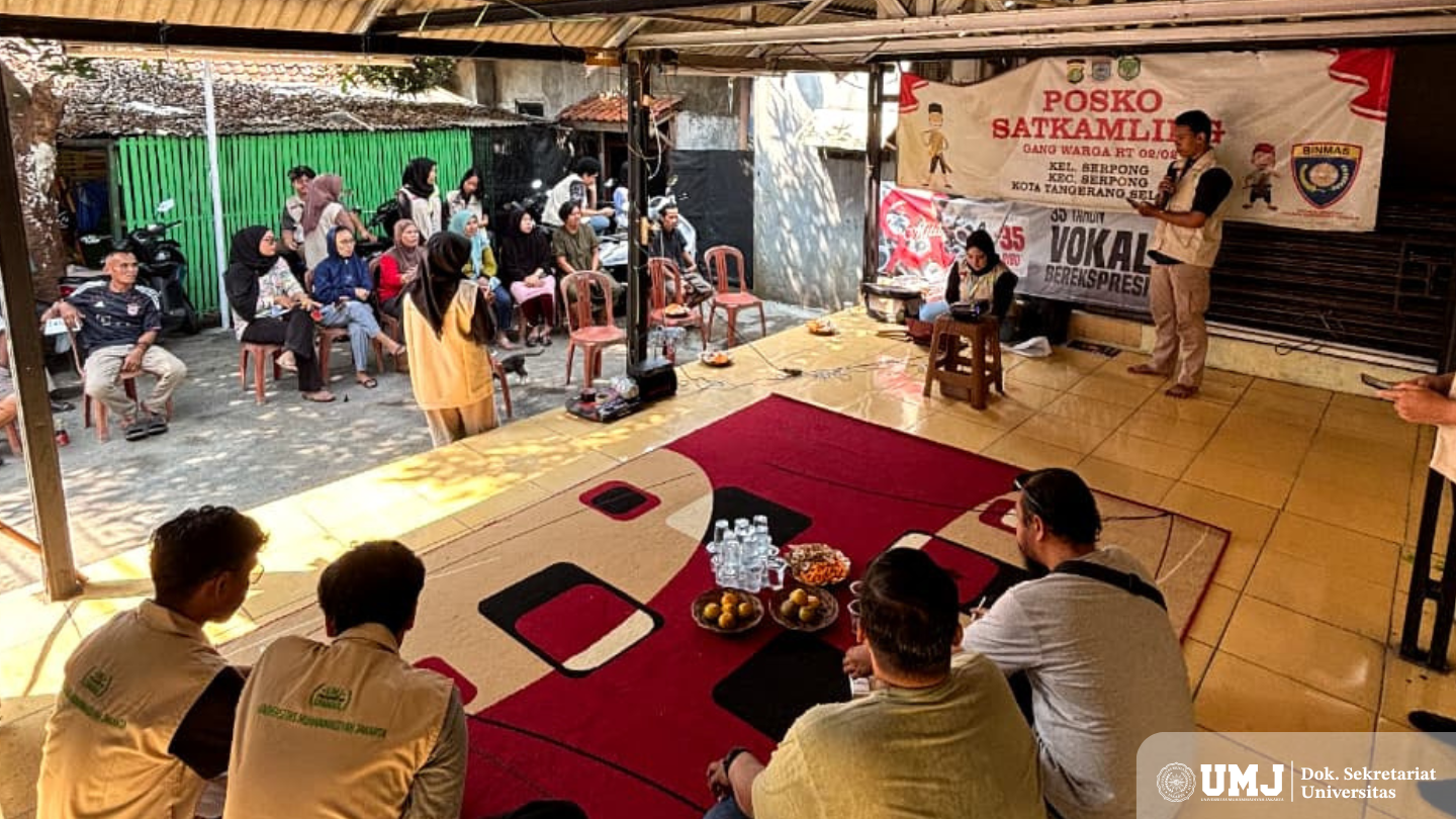 Kegiatan penyuluhan mengenai bahaya judi online dan pinjaman online (pinjol) ilegal bagi warga RT 02/RW 02 Kampung Serpong, Kelurahan Serpong, Minggu (10/08/2025). (Foto : Dok. Pribadi)