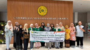 Menuju Kampus Global, Wakil Rektor III UMJ Lepas Mahasiswa ke Korea Selatan