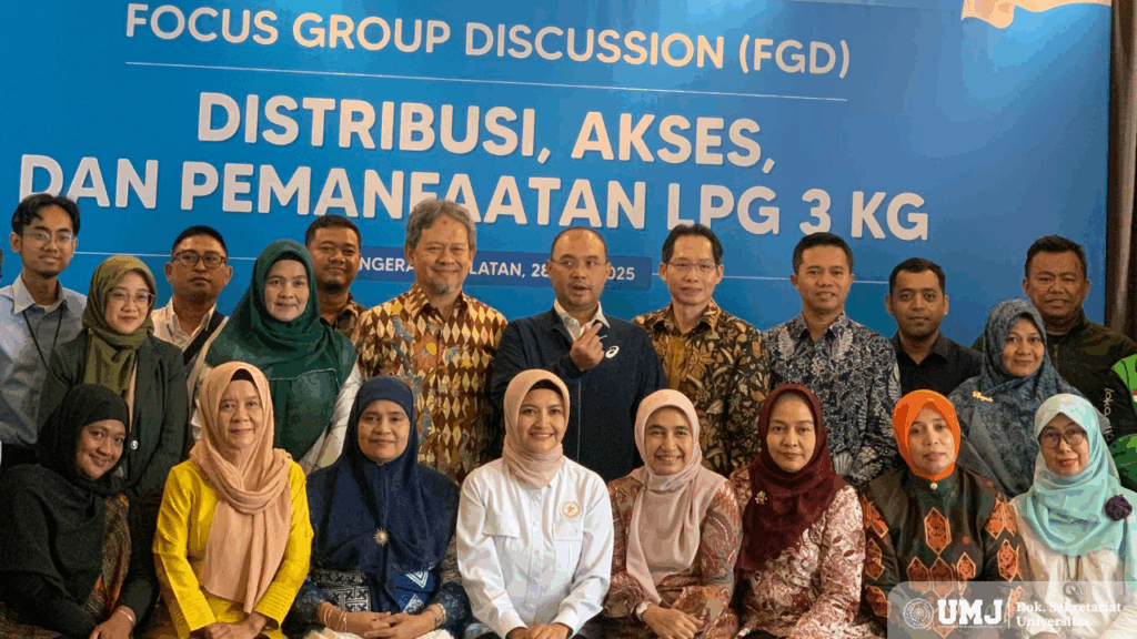 Wakil Rektor III UMJ, Dr. Rini Fatma Kartika, S.Ag, MH., bersama Kaprodi Manajemen, FEB-UMJ, Dr. Diana Hasan, SE, MM., menghadiri FGD di Kantor Kementerian Sekretariat Negara (Dok: Pribadi)