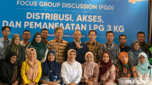Wakil Rektor III UMJ, Dr. Rini Fatma Kartika, S.Ag, MH., bersama Kaprodi Manajemen, FEB-UMJ, Dr. Diana Hasan, SE, MM., menghadiri FGD di Kantor Kementerian Sekretariat Negara (Dok: Pribadi)