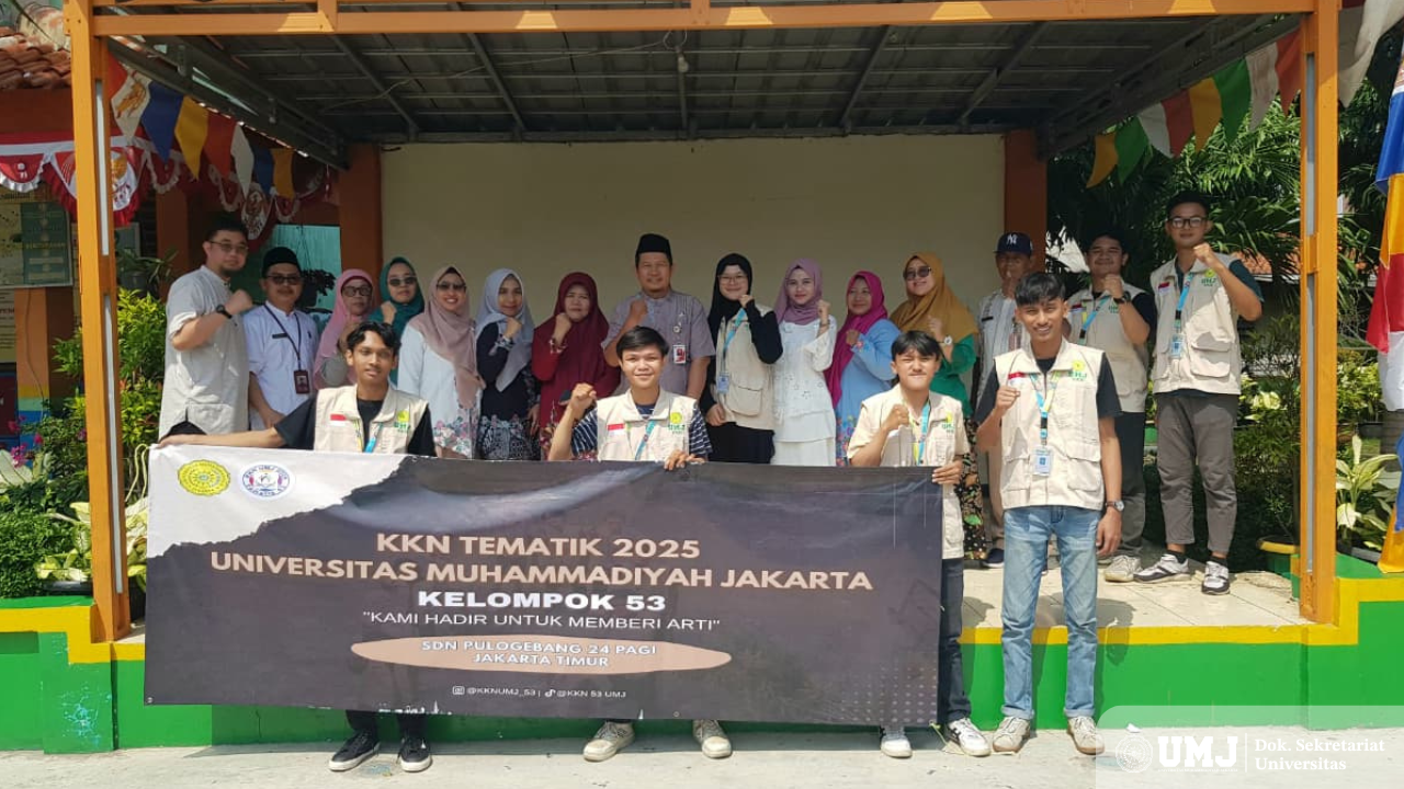 Kelompok 53 Tematik Universitas Muhammadiyah Jakarta bersama guru dan Kepala Sekolah SDN Pulogebang 24 Pagi, Jakarta Timur, Jumat (22/8/2025).