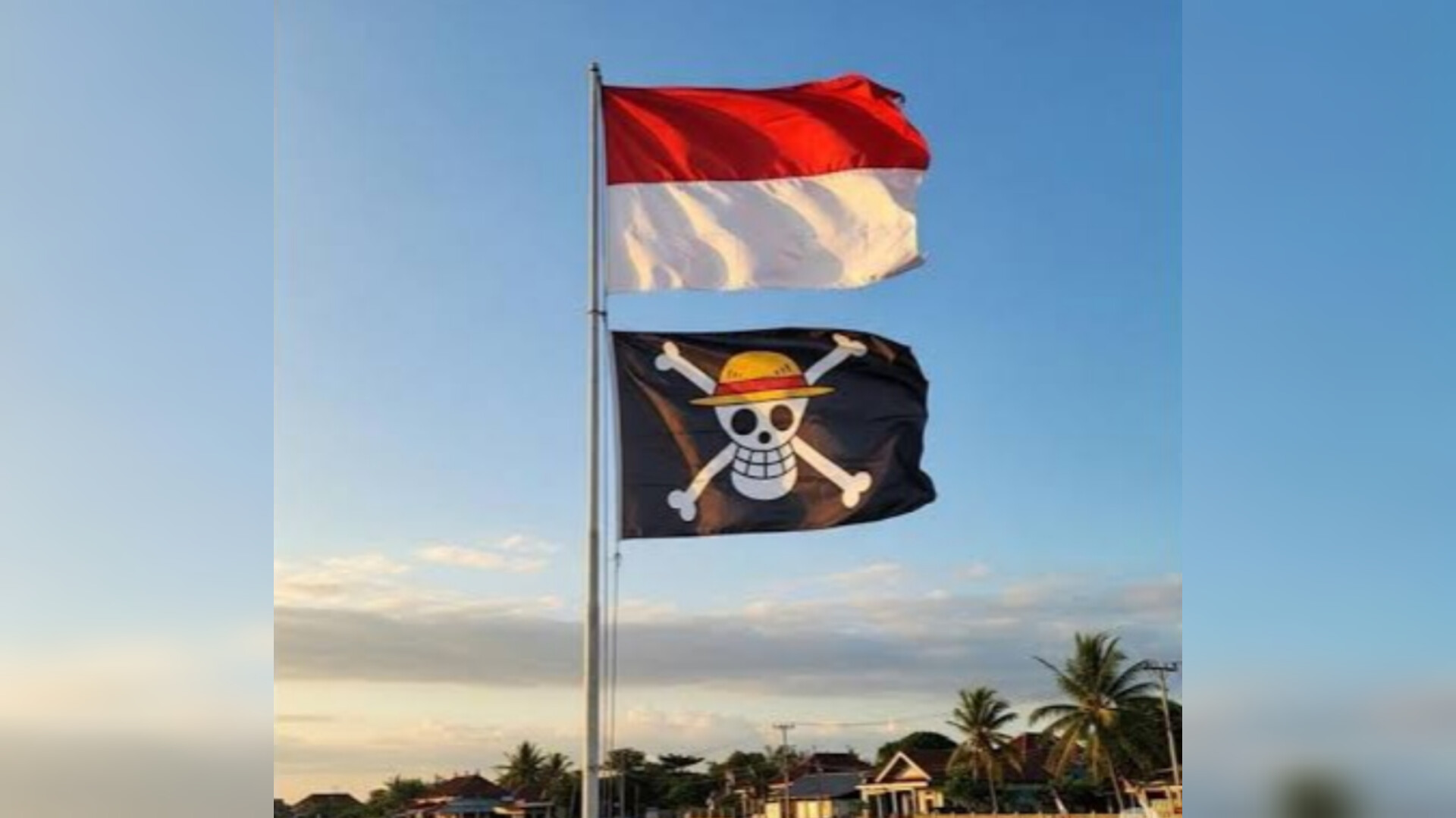 Viral di Medsos! Bendera One Piece berkibar di bawah Merah Putih (Foto: Jabarupdate)
