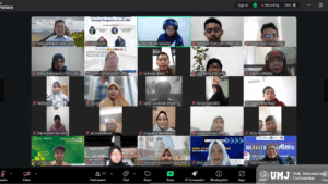 Workshop Monitoring dan Evaluasi Pengelolaan Jurnal UMJ dalam Peningkatan Kinerja Pengelola Jurnal UMJ yang diselenggarakan oleh LPPM UMJ secara daring pada Kamis (11/09/2025) (Foto : KSU/Indira)